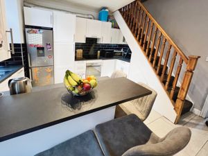 Kitchen- click for photo gallery
